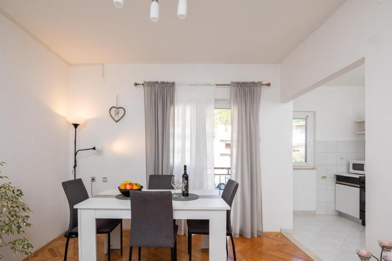 Apartment Beba Dugi Rat Buitenkant foto